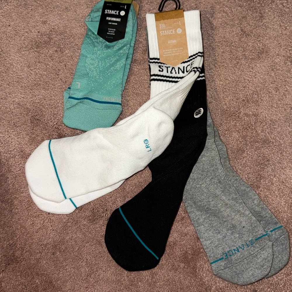 Stance Large Socks NEW 3 Crew Socks, 1 Performance Socks NEW STANCE